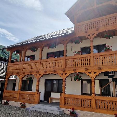 Apartamento La Mona Bîrsana Exterior foto