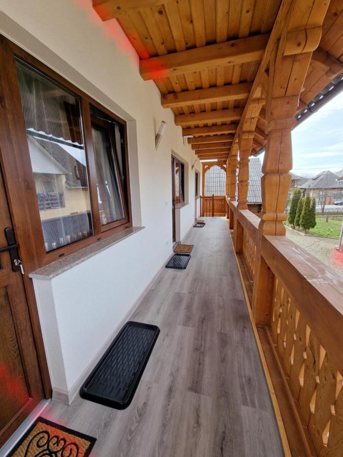 Apartamento La Mona Bîrsana Exterior foto