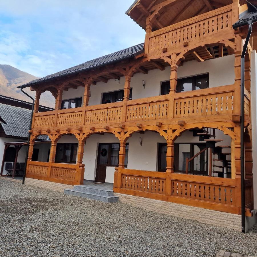 Apartamento La Mona Bîrsana Exterior foto